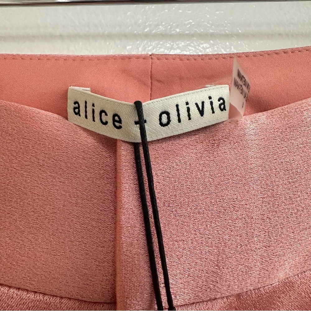 Alice + Olivia Deanna Satin Bootcut Trousers in Rose - Picture 6 of 9